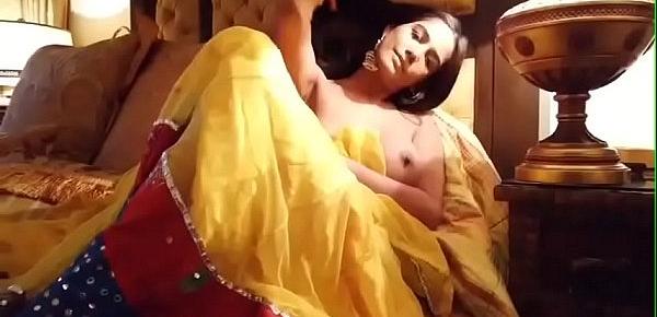  Hot Poonam pandey sensational video